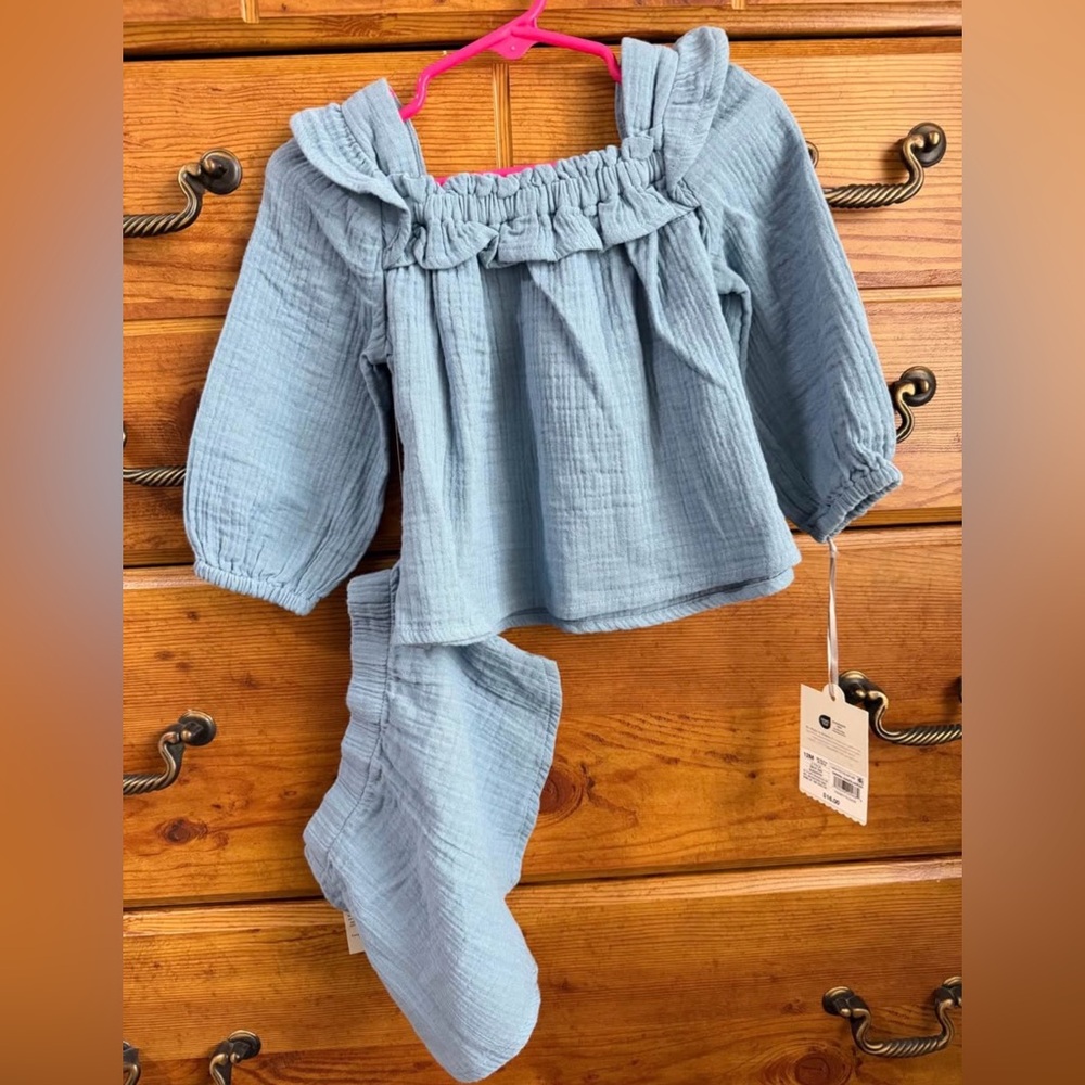 NWT cloud island Dusty Blue Gauze Ruffle Top & Pants Set size 12m